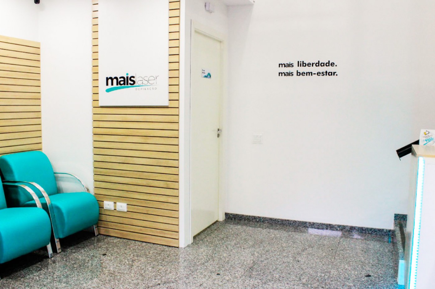 Maislaser by Ana Hickmann