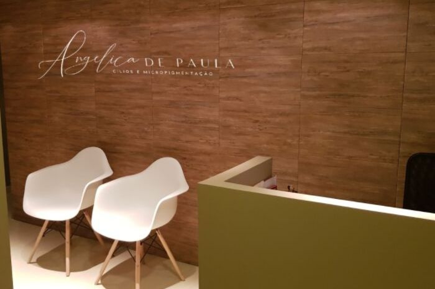 Tati Lisboa Lash Designer