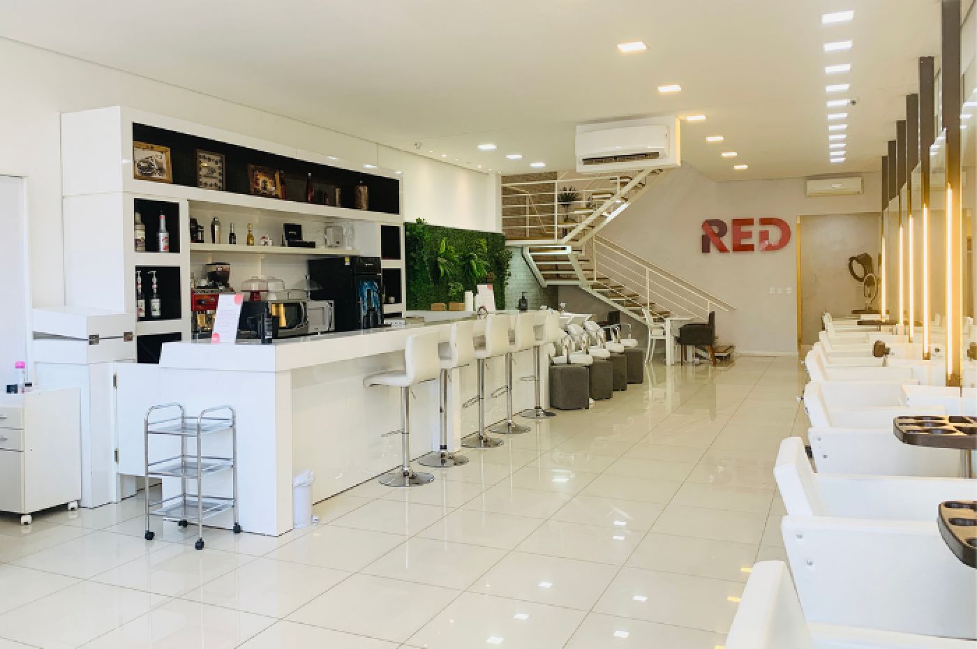 Red Beauty Bar