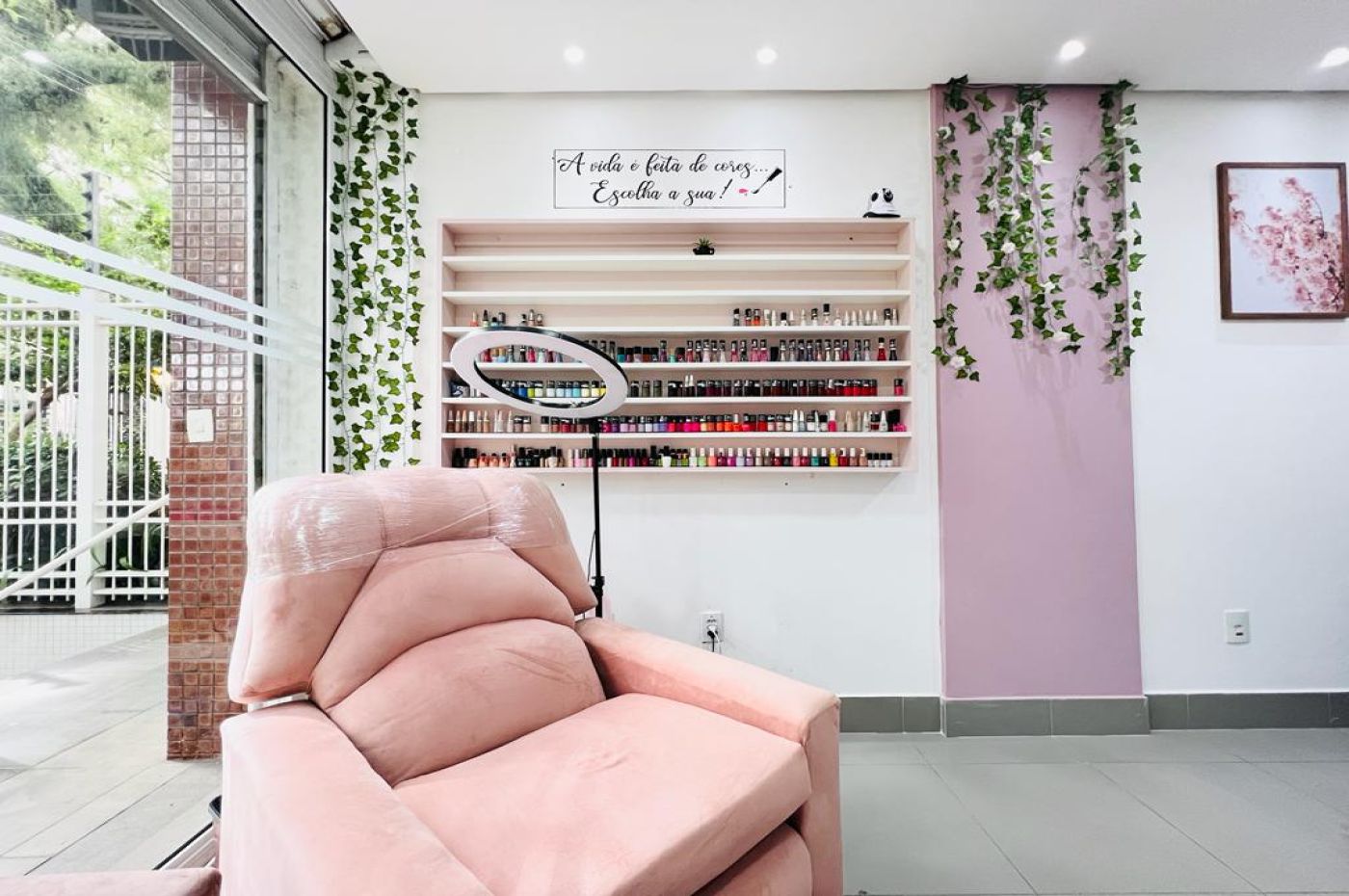 Júlia Maciel Beauty Academy