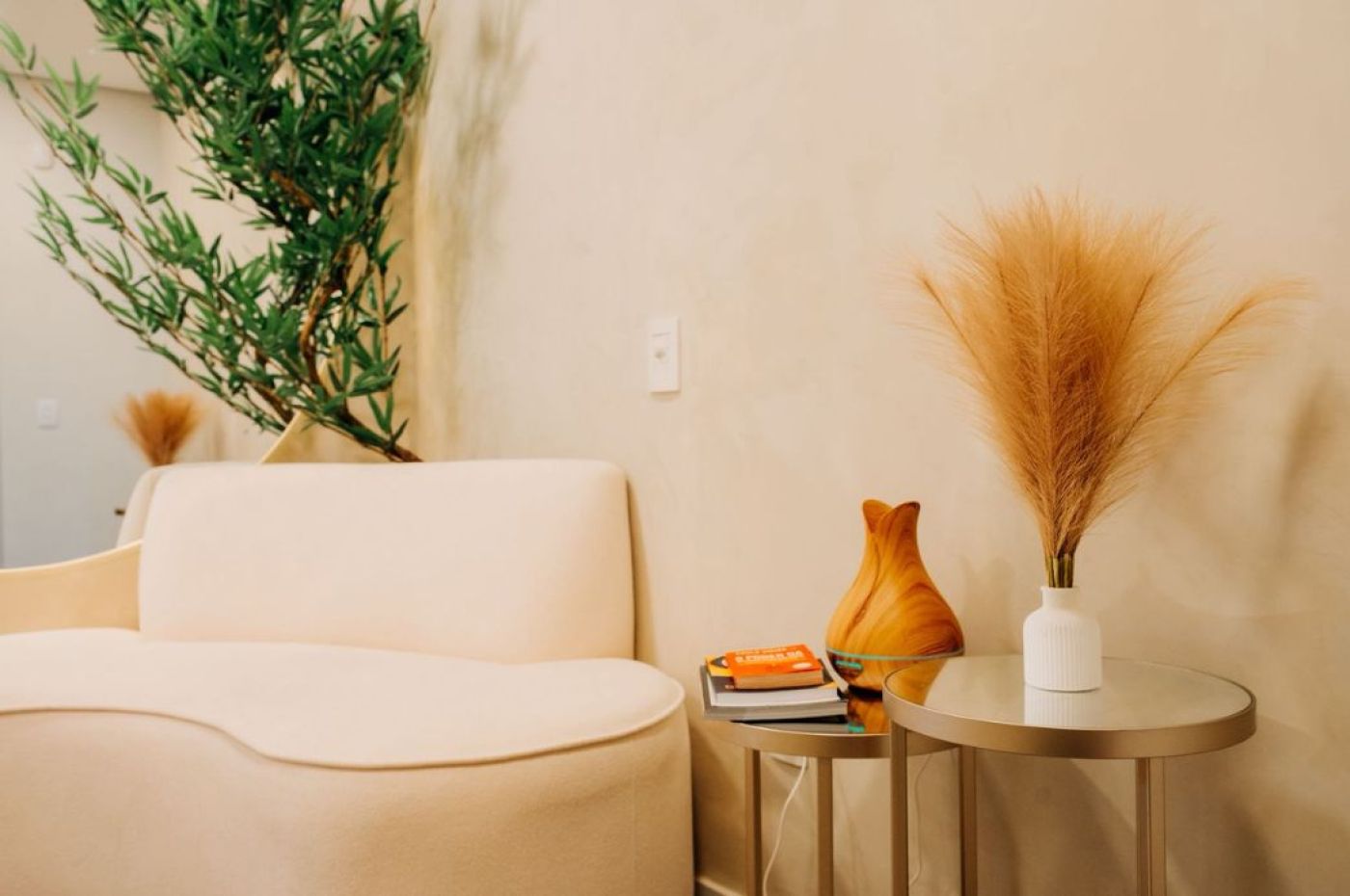 Dra. Caroline Borges