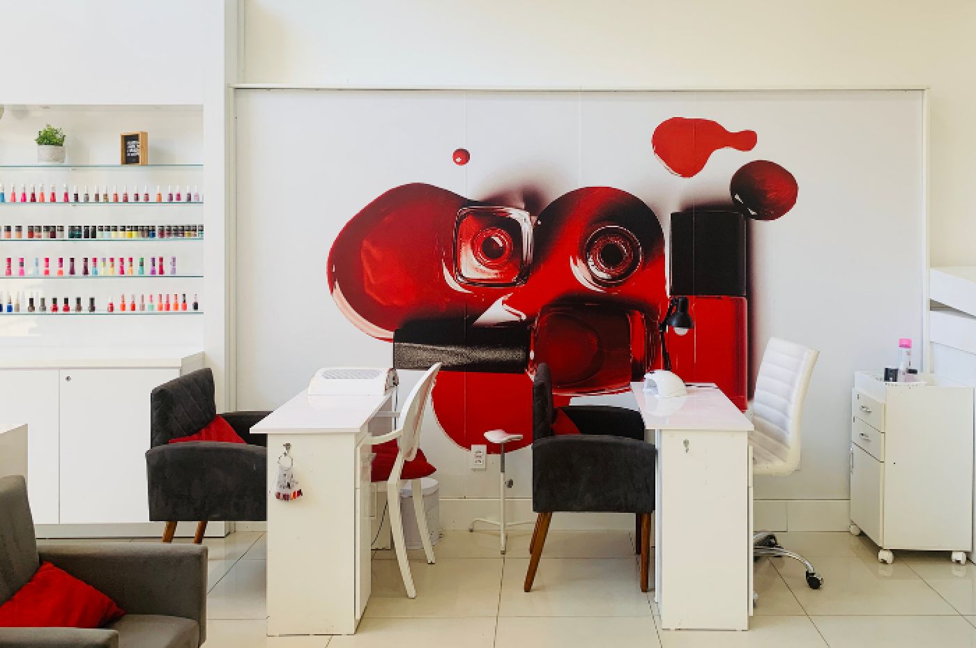 Red Beauty Bar