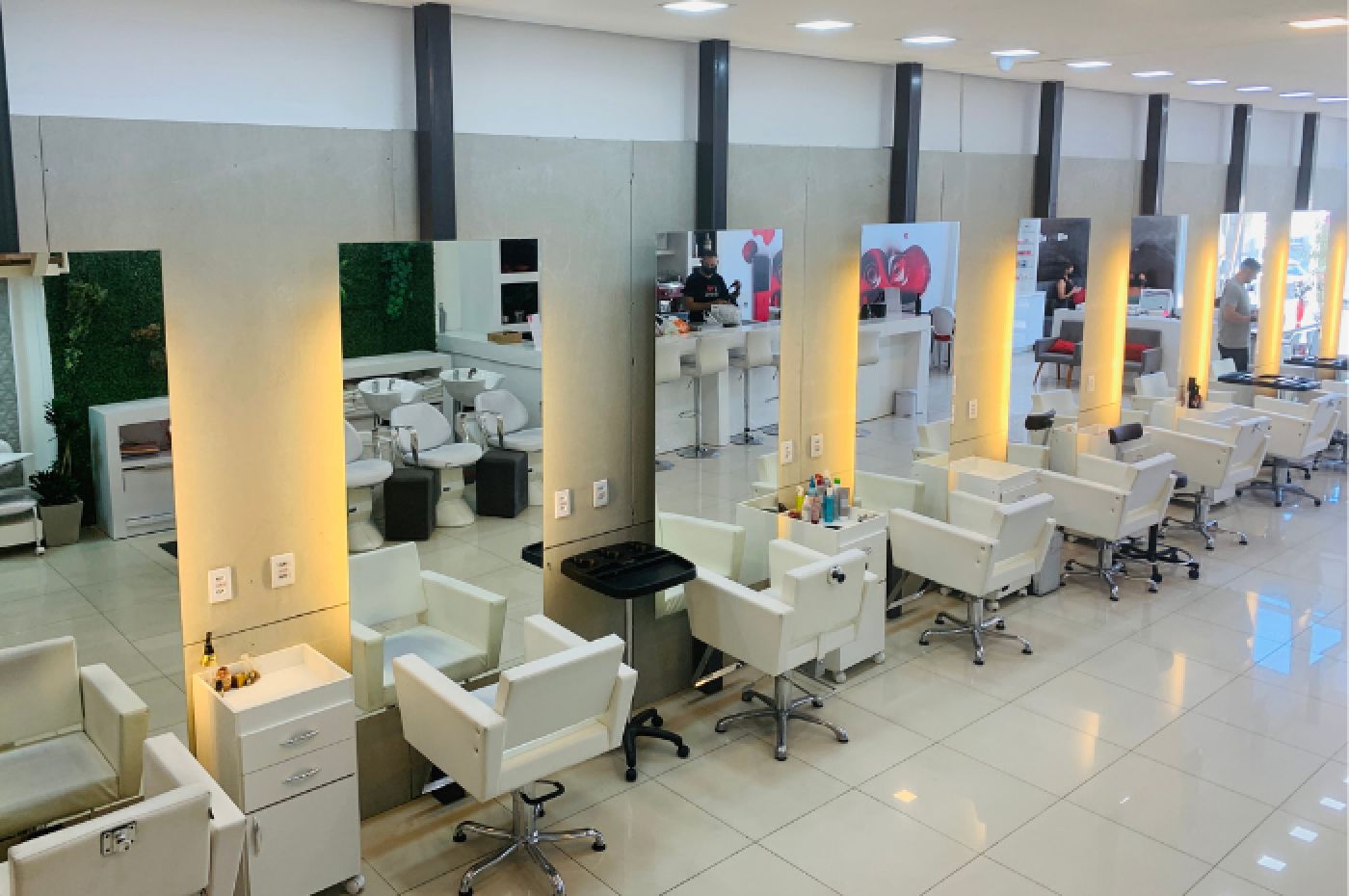 Red Beauty Bar