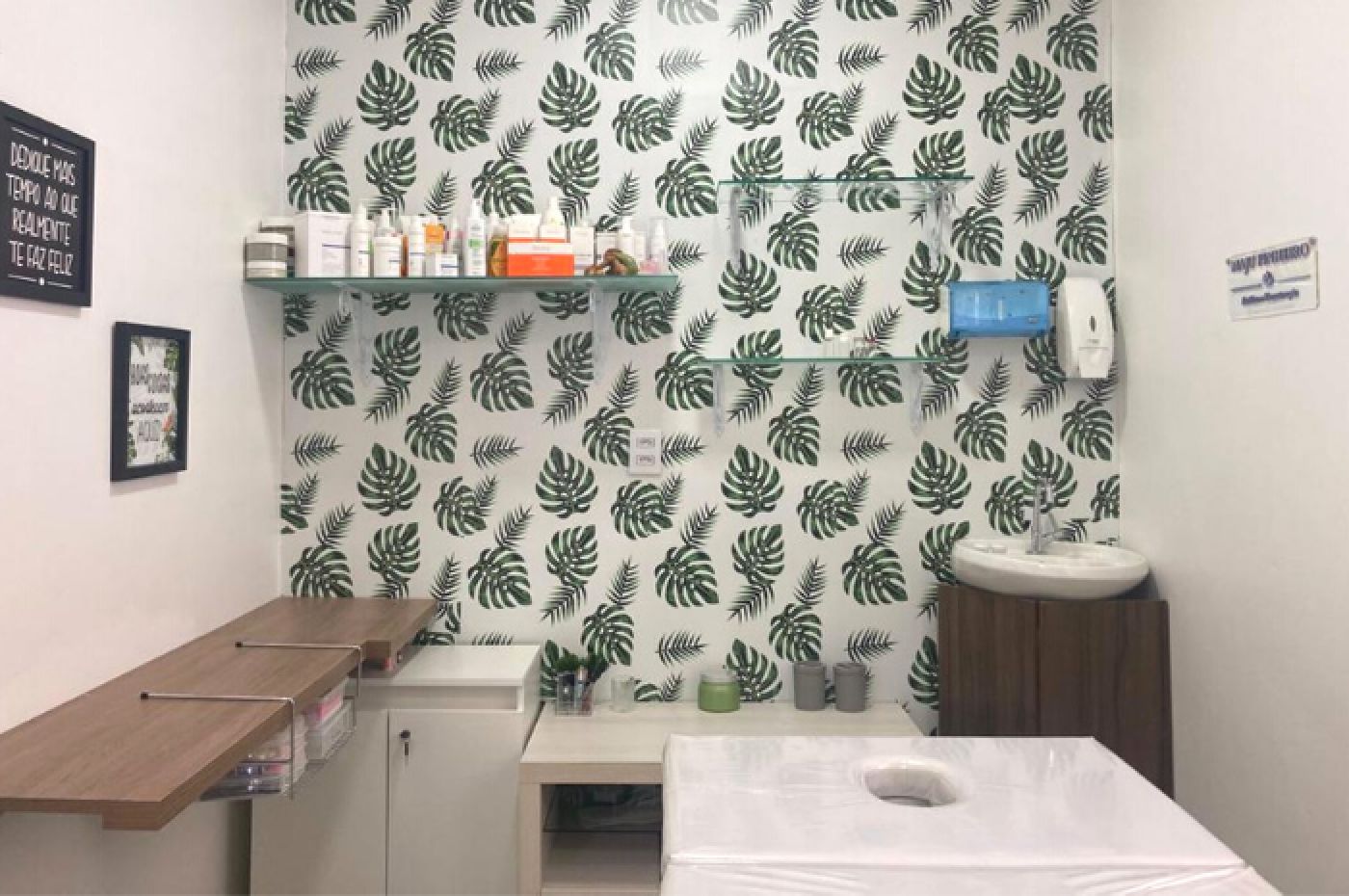 Maju Pinheiro Estética e Massoterapia
