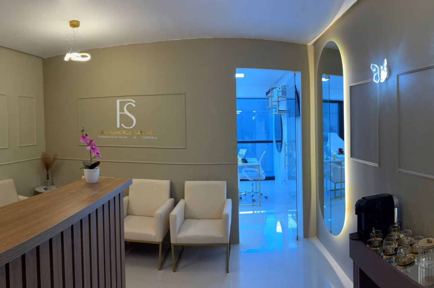 Dra. Franciele Sanchez