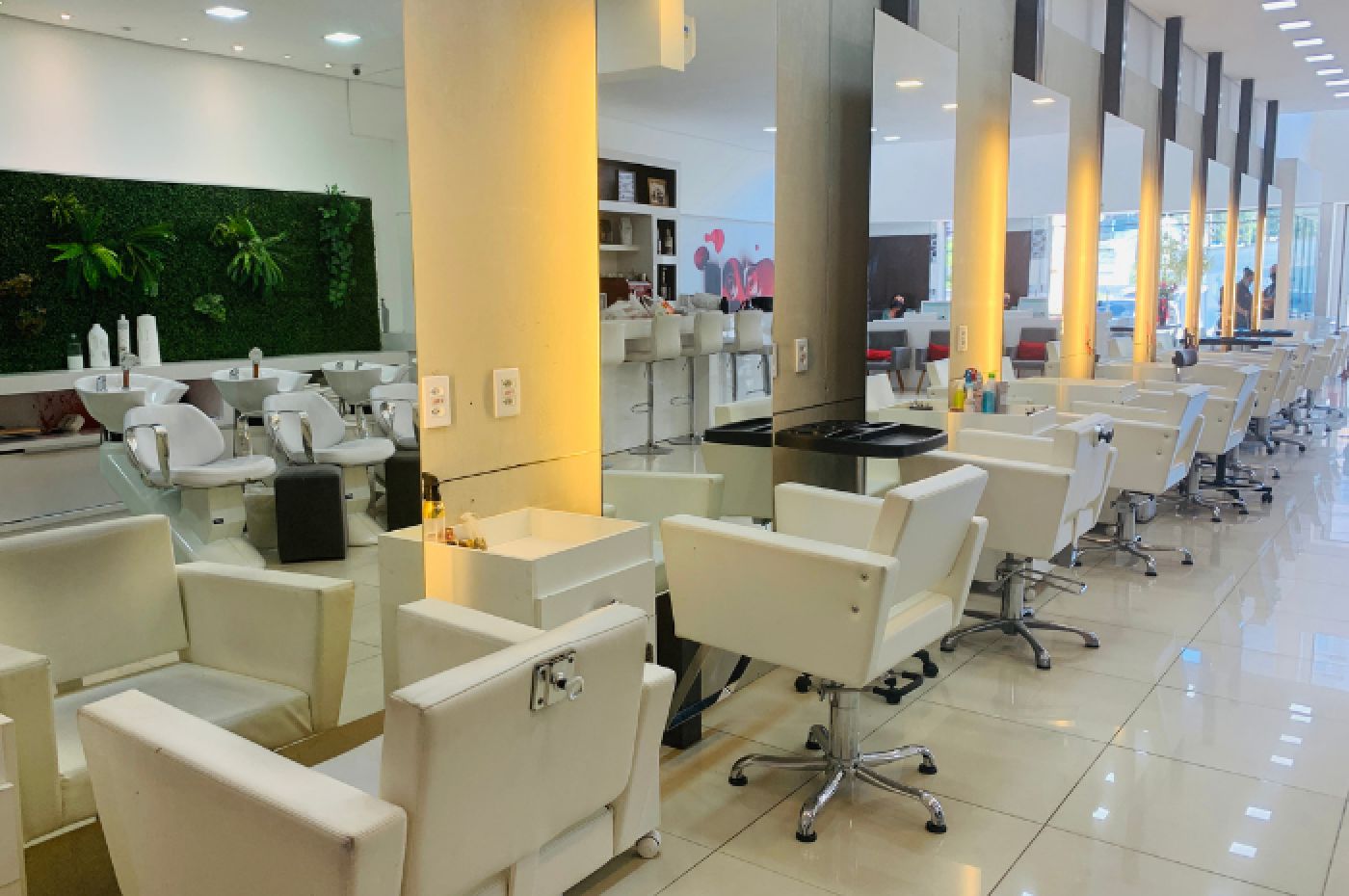Red Beauty Bar