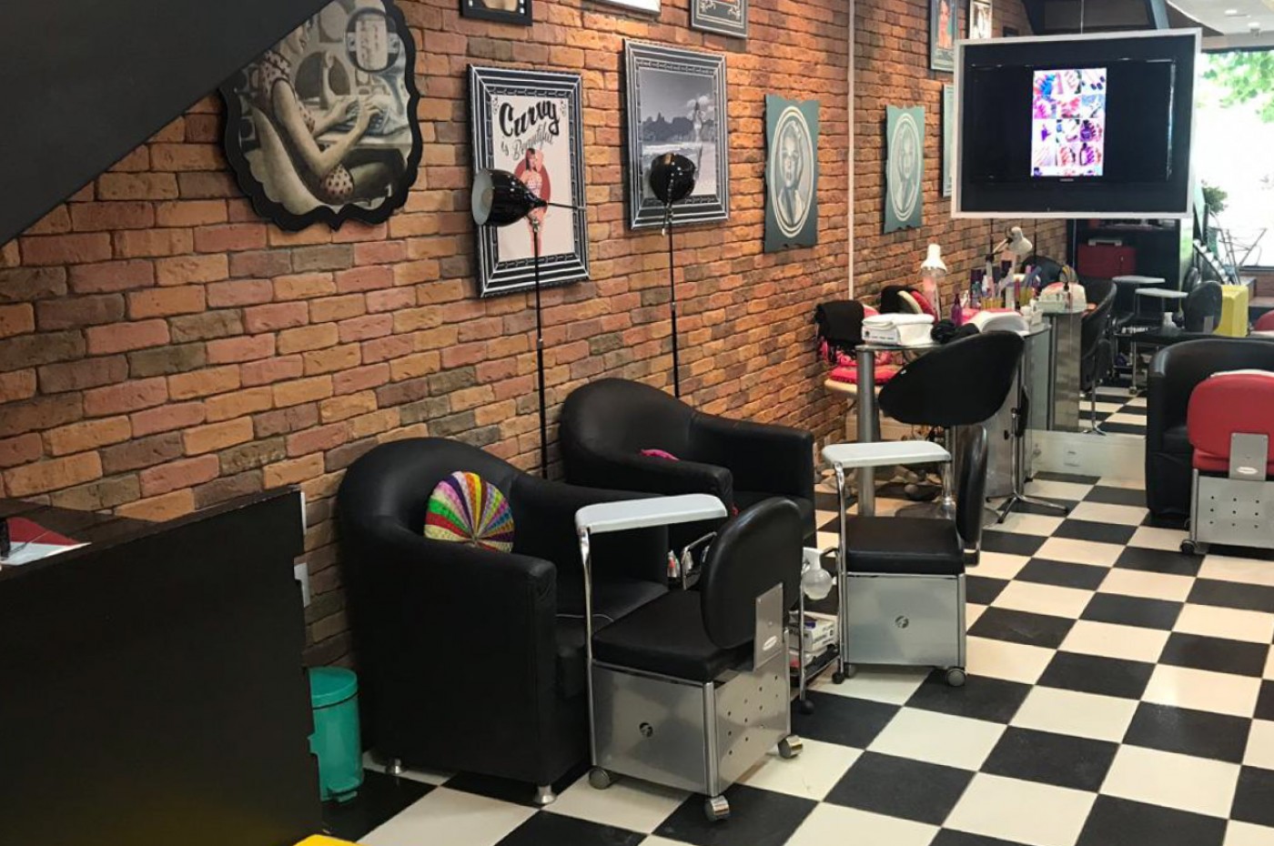 Hair's Design | Barra Mall